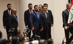 Irak'ta yeni Başbakan Zeydi ve kabinesinin 14 bakanı Meclis'te güvenoyu aldı