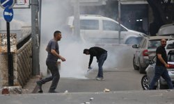 İsrail ordusu, Batı Şeria'nın Nablus kentinde 1 Filistinliyi öldürdü, 4 kişiyi yaraladı