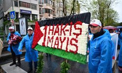 İstanbul'da bazı sendikalar 1 Mayıs Emek ve Dayanışma Günü'nü kutladı