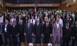 İstanbul'da 'Geleceğin Eğitim Zirvesi' düzenlendi