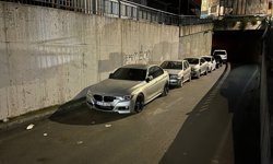 İstanbul'da yanlış park hayat kurtarmak için zamanla yarışan sağlık ekiplerini zorluyor