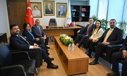 İYİ Parti Genel Merkezi'nde siyasi partiler arası bayramlaşma
