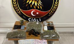 İzmir'de uyuşturucu operasyonunda 6 zanlı yakalandı