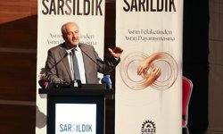 Kahramanmaraş merkezli depremlerde hayatını kaybedenler için Kocaeli'de anma programı düzenlendi