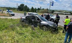 Kırklareli'nde iki otomobilin çarpıştığı kazada 6 kişi yaralandı