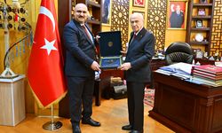 MHP Genel Başkanı Bahçeli, Kerkük Valisi Ağa'yı kabul etti