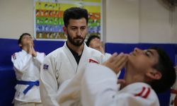 Milli judocu Mehmet Ali Ravi, başarısını antrenörlük kariyerinde de sürdürüyor