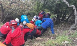 Muğla'da tarihi Likya Yolu'nda ayağı kırılan kişi kurtarıldı