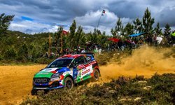 Ralli sporcuları Ali Türkkan-Oytun Albayrak Portekiz'de birinci oldu