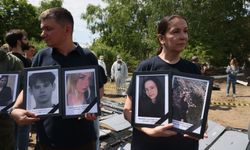 Rusya Luhansk bölgesindeki kolejin enkazını uluslararası basına gösterdi