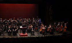 Samsun Devlet Opera ve Balesi 'Bir Ulus Uyanıyor' konserini izleyiciyle buluşturdu