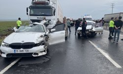 Şanlıurfa'da zincirleme trafik kazasında 2 kişi öldü, 2 kişi yaralandı