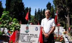 Şehit aileleri Kurban Bayramı'nın ilk günü Edirnekapı Şehitliği'ni ziyaret etti