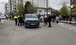 Sivas'ta hafif ticari araç ile otomobilin çarpıştığı kazada 7 kişi yaralandı