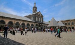 Tarih ve kültür şehirleri Diyarbakır ve Mardin'de bayram tatili yoğunluğu yaşanıyor
