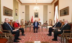TBMM Başkanı Kurtulmuş, TBMM Çocuk Hakları Alt Komisyonu üyelerini kabul etti