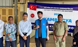 TDV, Kamboçya'da bayramın ilk gününde 2 bin aileye kurban eti dağıttı
