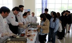Tekirdağ'da öğrencilere yöresel mantı ikram edildi