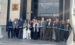 Tezhip sanatçısı Mamure Öz ve öğrencilerinin eserleri Konya'da sanatseverlerle buluştu