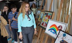 THY'nin Kuzey Makedonya'daki okullar arası resim yarışmasını kazananlara ödülleri verildi