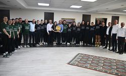 Toplumsal farkındalık için kurulan kadın basketbol takımı 6 sezonda Süper Lig'e çıktı