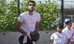 Türk Telekomlu basketbolcular AA Çocuk ve Gençlik Şenliği'ne katıldı