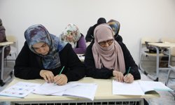 Van'da 300 kadın okuma yazma öğrendi