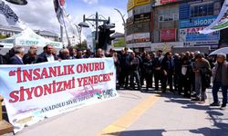Van'da İsrail'in Küresel Sumud Filosu'na saldırısına tepki gösterildi