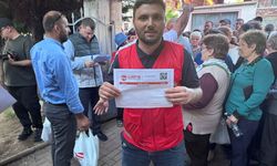 WEFA gönüllüleri Arnavutluk'taki ailelere kurban eti dağıttı