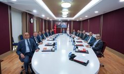 YSK, yeni Başkanı Serdar Mutta ve üyeleriyle ilk toplantısını yaptı