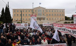 Yunanistan'ın başkenti Atina'da 1 Mayıs Emek ve Dayanışma Günü kutlandı