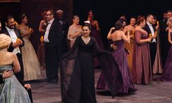 17. Uluslararası İstanbul Opera ve Bale Festivali'nde 'La Traviata' sahnelendi