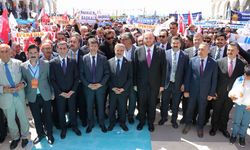 AK Parti Genel Başkan Yardımcısı Büyükgümüş, Van'da partililere hitap etti: