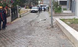 Amasya'da yıldırım düşen binanın çatısında hasar oluştu