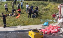 Bağcılar'da devrilen itfaiye aracındaki 3 personel yaralandı