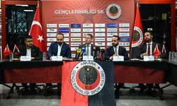 Gençlerbirliği Başkanı Arda Çakmak, basın mensuplarının sorularını yanıtladı:
