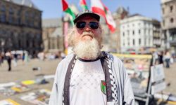 Hollandalı aktivist, İsrail'in Filistin'deki zulmünü 12 yıldır tek başına protesto ediyor
