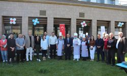 Huzurevi sakinleri yemek yarışmasında hünerlerini sergiledi