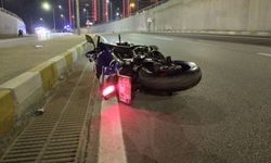Karabük'te aydınlatma direğine çarpan motosikletteki 2 üniversite öğrencisi öldü