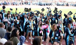 Kırklareli Üniversitesi'nde mezuniyet töreni düzenlendi