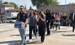Nevşehir merkezli 'yasa dışı bahis' operasyonunda yakalanan şüphelilerden 34'ü adliyede