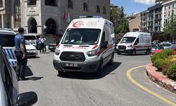 Nevşehir'de yol verme tartışmasında kaldırımda bekleyen esnaf silahla yaralandı