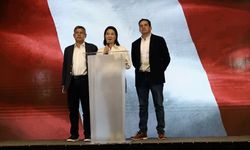 Peru'da devlet başkanı seçiminin 2. turunda sağcı aday Fujimori önde gidiyor