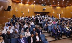 Şam'da Suriye Türkmen Meclisi'nin düzenlediği konferansta birlik ve toplumsal dayanışma mesajları verildi