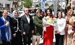 AK Parti Kadın Kolları Başkanı Ercan, Hakkari'de konuştu: