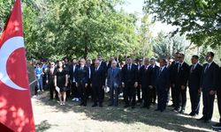 Arnavutluk'ta 15 Temmuz Demokrasi ve Milli Birlik Günü dolayısıyla anma töreni ve panel düzenlendi