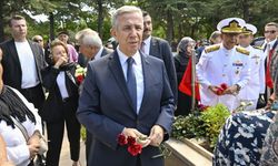 Bakan Çiftçi, 15 Temmuz Şehitliği'ndeki anma törenine katıldı