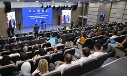 Bakan Işıkhan, '15 Temmuz Hain Darbe Girişimine Karşı Emekçilerin Mücadelesi Paneli'nde konuştu: