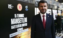 Basın İlan Kurumu yöneticileri, '15 Temmuz Manşetleri Gazetecilik Atölyesi Sergisi'ni değerlendirdi: