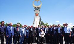 Cumhurbaşkanı Yardımcısı Yılmaz, 15 Temmuz Şehitler Anıtı'ndaki törene katıldı